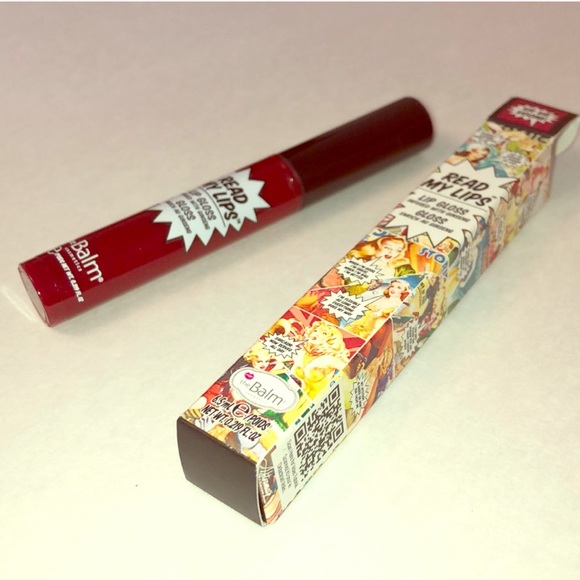 Red Lip Color - Picture 3 of 7